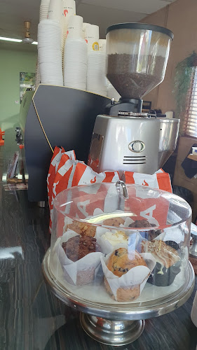 Opinii despre Lava Coffee Bridge Road Mackay în West Mackay - Hospitality and gastronomy