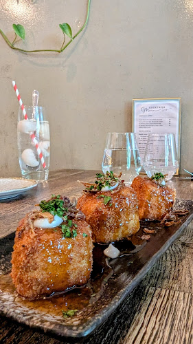 Comentarii opinii despre Monsoon Launceston