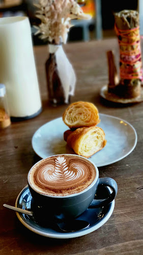 Dear Coffee - Camden