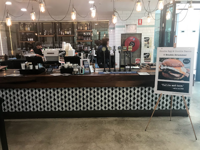 2/4 National Circuit, Barton ACT 2600