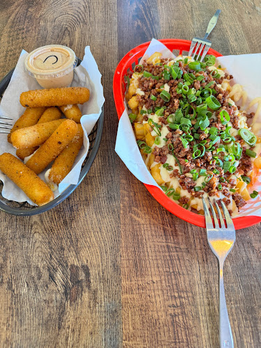 1303 Pittwater Rd, Narrabeen NSW 2101