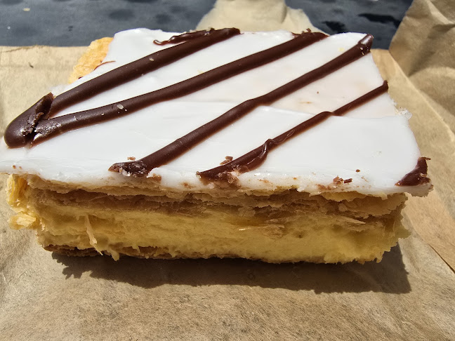 Banana Boogie Bakery - Hospitality and gastronomy