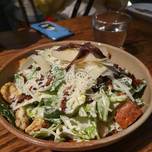 Hurricane's Grill Darling Harbour - Hospitality and gastronomy