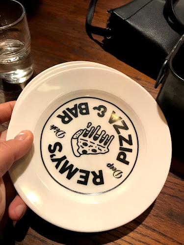 Remy's - Deep Dish Pizza & Bar - Hospitality and gastronomy