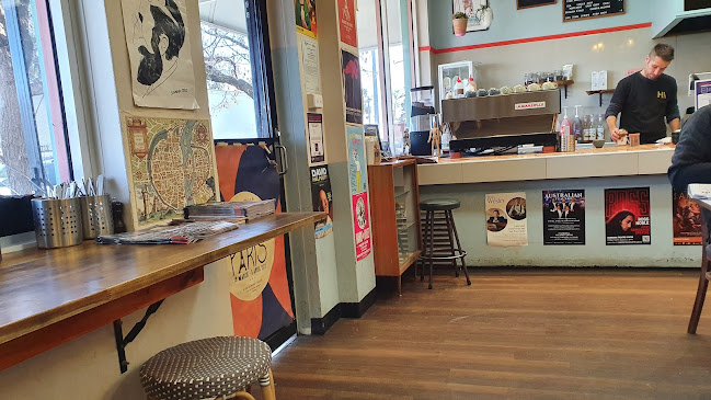 Comentarii opinii despre Two Hands Cafe.