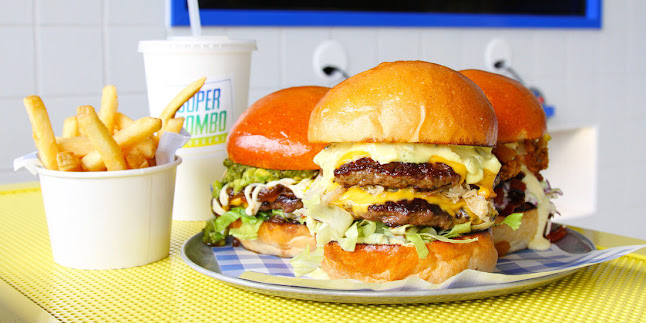 Super Combo Burgers - Bowen Hills