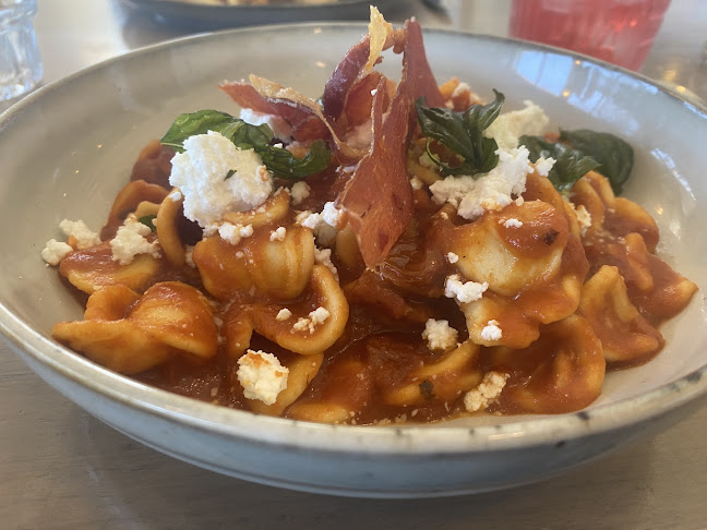 Island Market Trigg - Hospitality and gastronomy