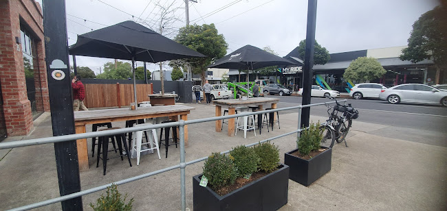 King Of The Castle Cafe - Hospitality and gastronomy