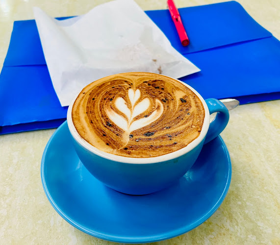 Queenys Snack Bar - Casuarina