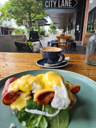 Born Wild Wholefoods + Espresso - Townsville City