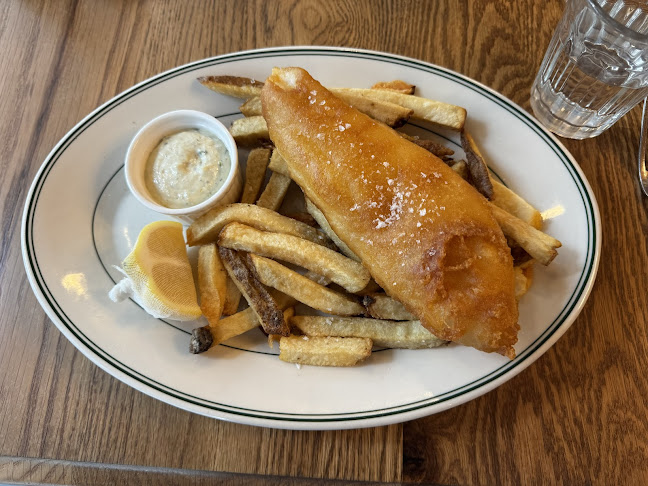 Morrison’s Oyster Bar & Grill