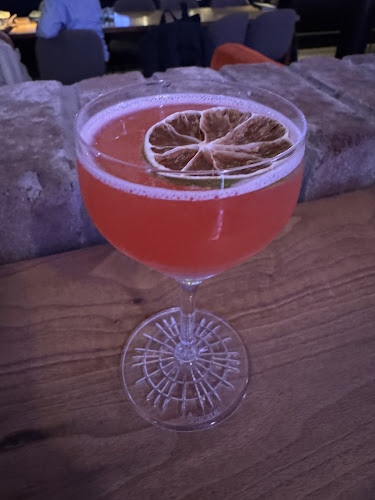 Comentarii opinii despre The George on Collins