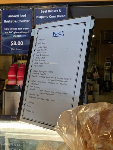 Aperloo's Family Bakery