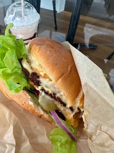 Comentarii opinii despre Epic Burger Shack