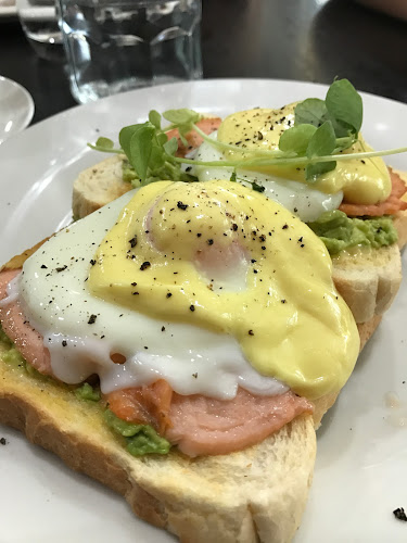 Paper Chase Cafe - Bairnsdale