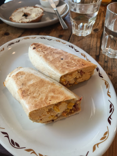 Little Willy's - Hospitality and gastronomy