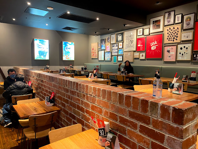 Grill'd QV - Hospitality and gastronomy