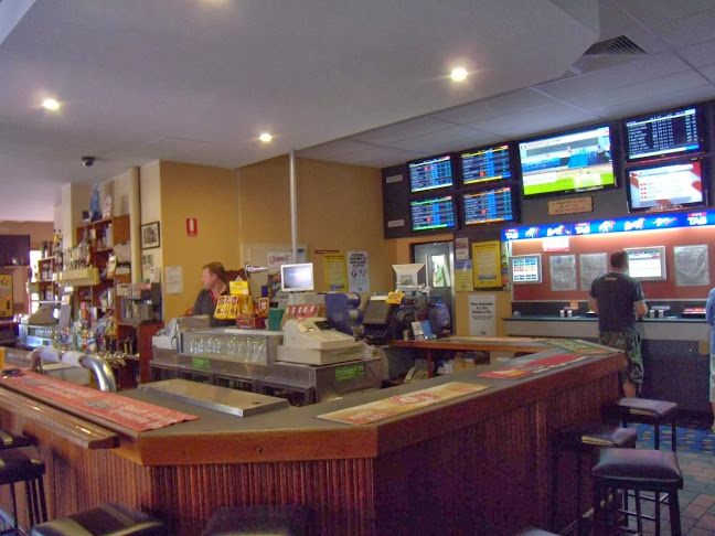 Opinii despre Old Noarlunga Hotel în Old Noarlunga - Hospitality and gastronomy