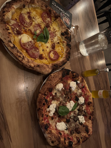 2/48 Aerodrome Rd, Maroochydore QLD 4558