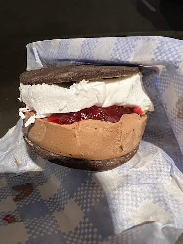 83 Victoria Ave, Albert Park VIC 3206