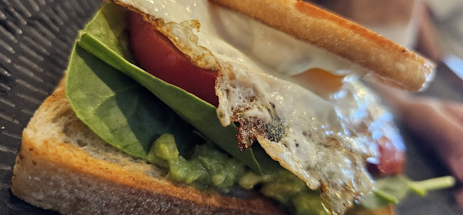 Mr. Benedict - Hospitality and gastronomy