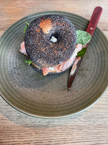 Opinii despre Peter Rabbit Cafe în Adelaide - Hospitality and gastronomy