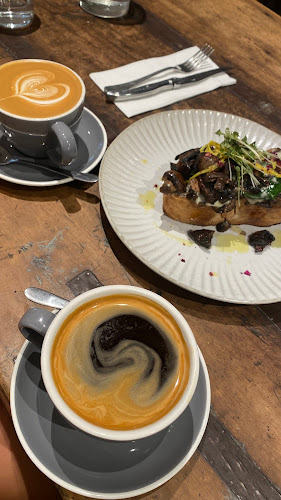 Comentarii opinii despre Caffiend