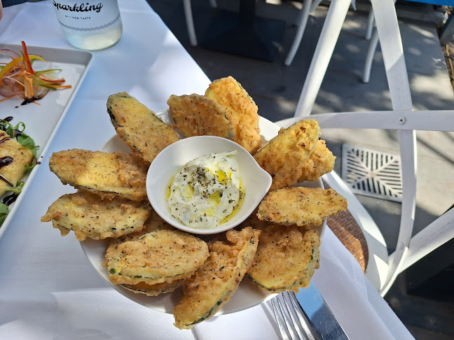 Comentarii opinii despre Santorini Restaurant Grill Bar