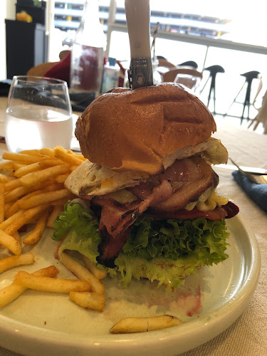 6 Baker St, Gosford NSW 2250