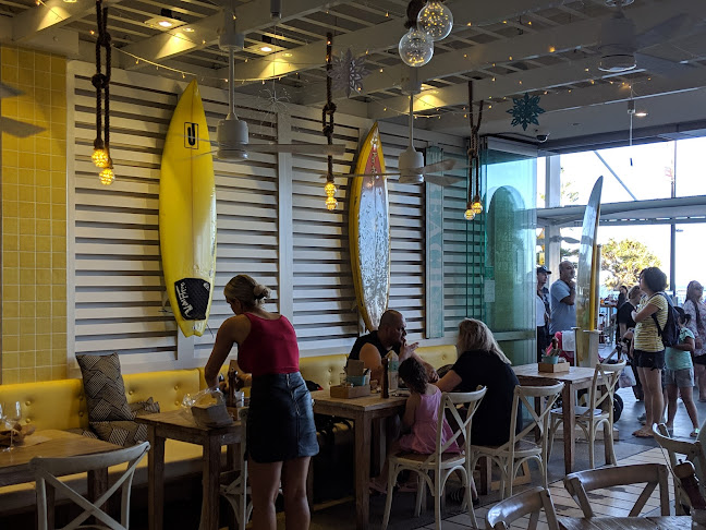 Comentarii opinii despre The Surfers Paradise Beach Cafe