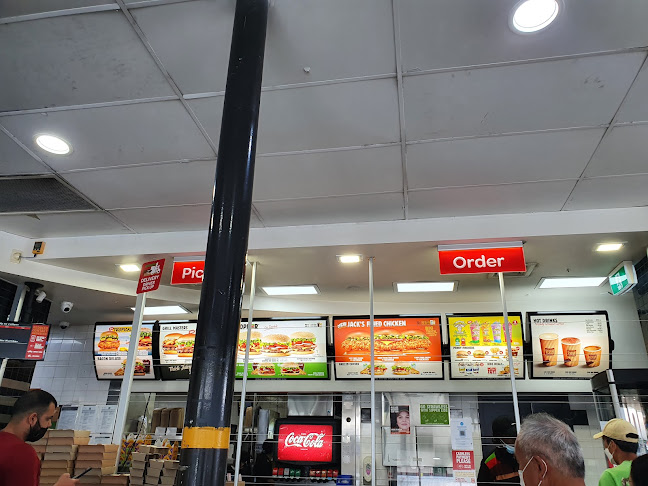 Opinii despre Hungry Jack's Burgers Bankstown Christies în Bankstown - Hospitality and gastronomy