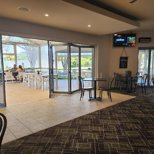 10-12 Lae Dr, Runaway Bay QLD 4216