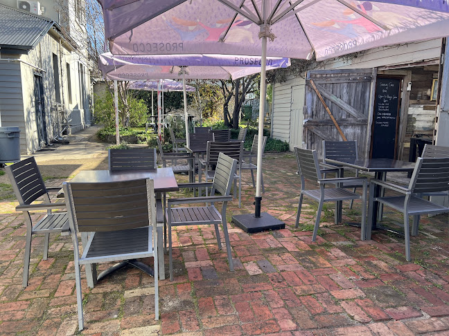 Stables Cafe and Bar - Hospitality and gastronomy