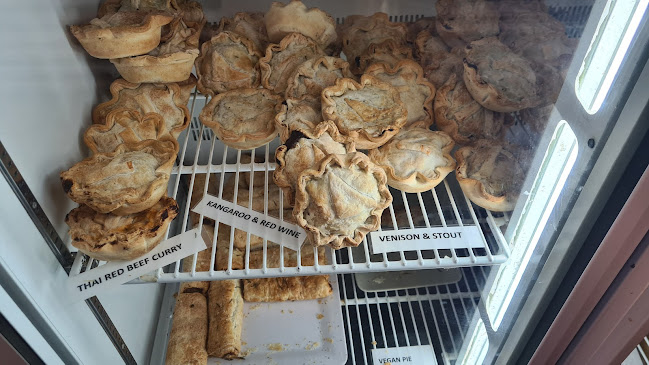 Old Bakery Stone Hut - Hospitality and gastronomy