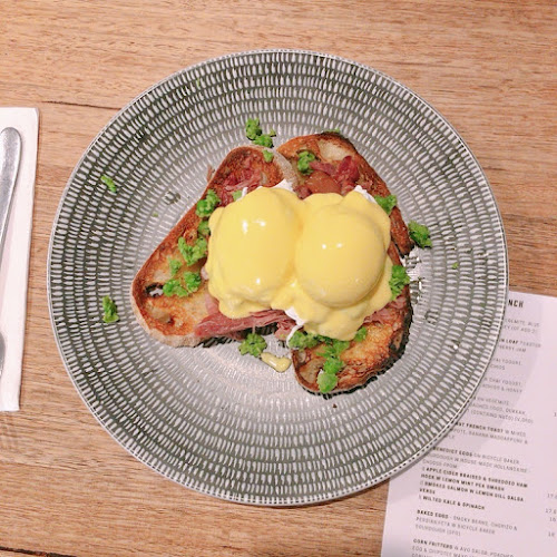 Comentarii opinii despre Mr. Benedict