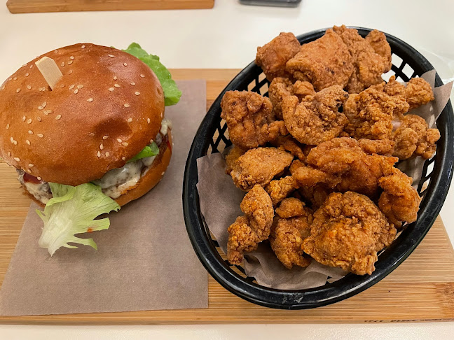 Comentarii opinii despre L'Burger Casual Restaurant