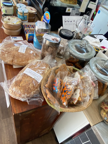 Comentarii opinii despre Lizas Cafe/ Takeaway