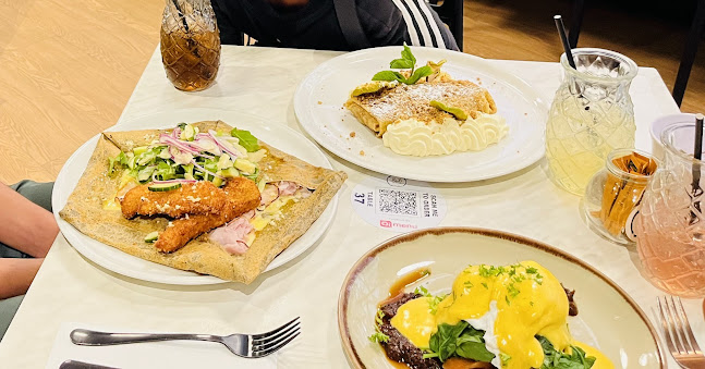 Rise and Bake Brasserie - Hospitality and gastronomy