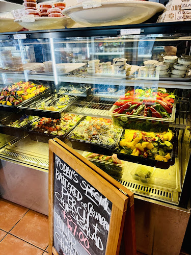 Comentarii opinii despre Big Tuna Fish Co.