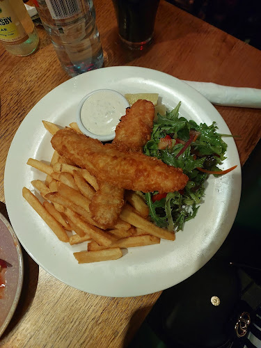 Comentarii opinii despre Waxy's Irish Pub and Skyline Roof Top Bar