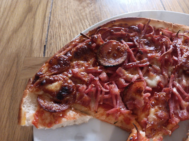 204 Albert St, Sebastopol VIC 3356