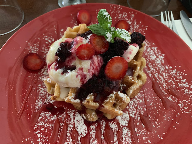 Greenout Cafe and Bar