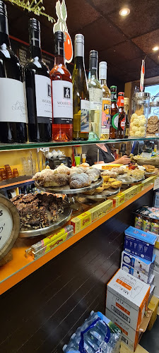 Lucias Pizza & Spaghetti Bar - Hospitality and gastronomy