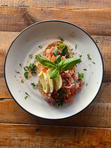 Comentarii opinii despre Crib Tin