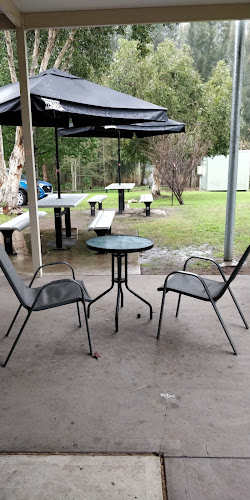 Comentarii opinii despre Convict Road Kiosk