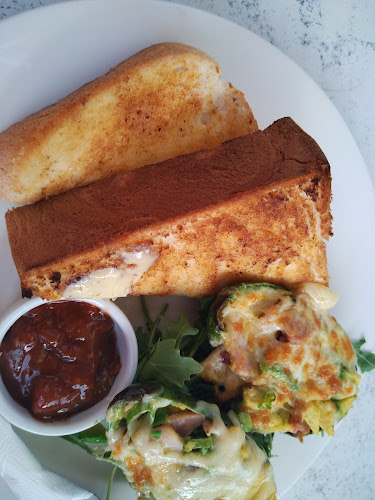 CAFFIENDS in the mall - Hospitality and gastronomy