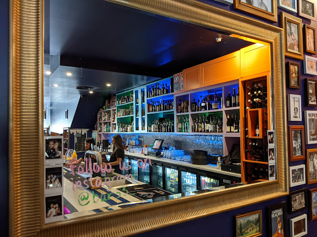 Comentarii opinii despre Bar 53