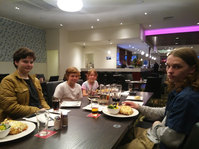 Waurn Ponds Hotel - Hospitality and gastronomy