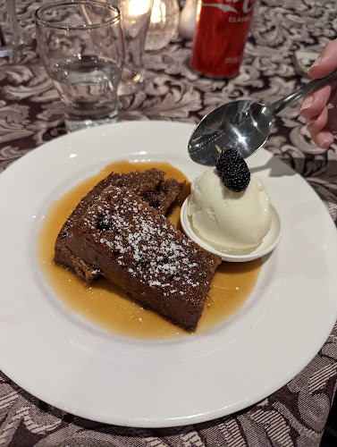 Comentarii opinii despre Rowers on the River