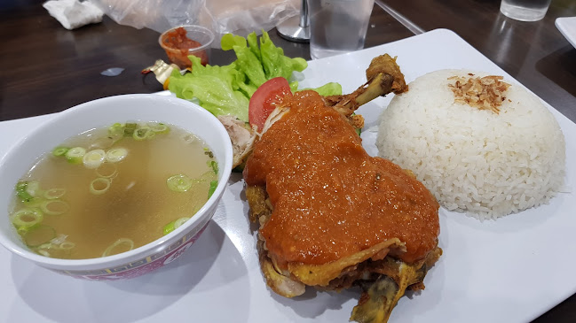 Comentarii opinii despre Pondok Daun Restaurant